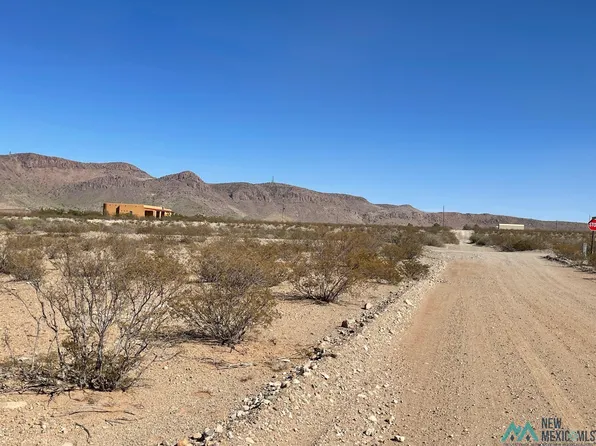 X Trocadero Rd SE, Deming, NM 88030