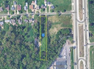 5576 Northlawn Dr, Sterling Heights, MI 48310