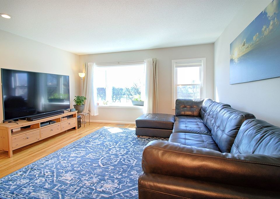 55 Breakwater Dr UNIT 55, Chelsea, MA 02150 Zillow