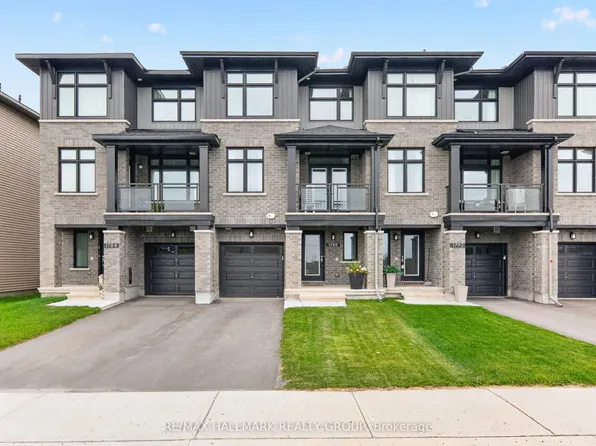 1788 Crux Rd, Ottawa, ON K1W 0W7