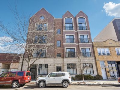 3815 N Kedzie Ave #2S, Chicago, IL, 60618