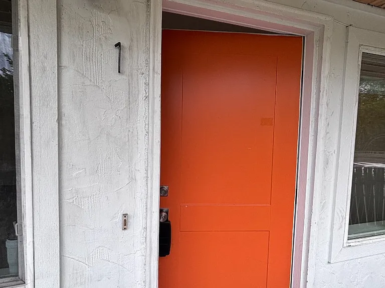 102 Summit Ave N #1 — Photo 3