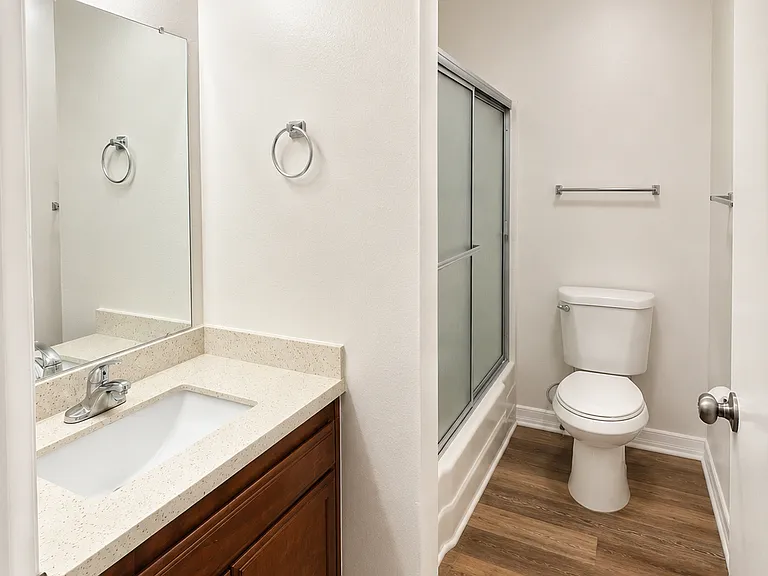 5543 Shasta Ln #4 — Photo 11