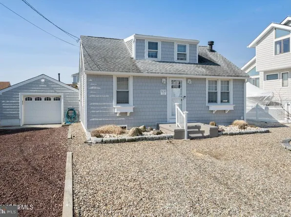 126 Bonita Rd, Waretown, NJ 08758