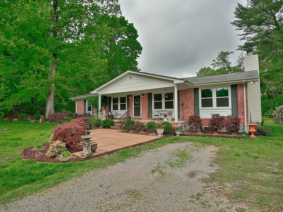 1st image of 1335 Cloverdale Dr