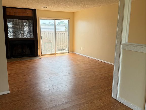 2nd image of 6726 S Lewis Ave Unit 1204