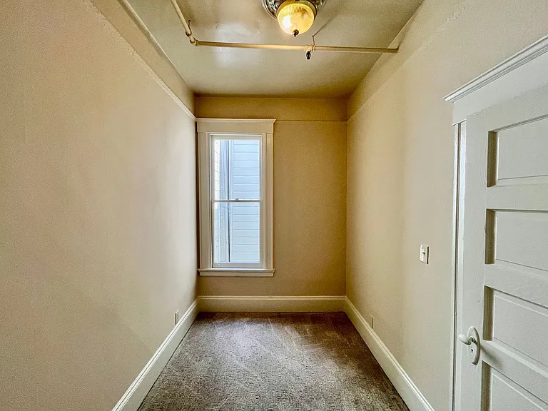 PM0484 — Photo 14