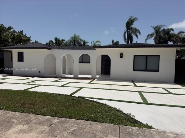 9320 SW 167th St, Palmetto Bay, FL 33157