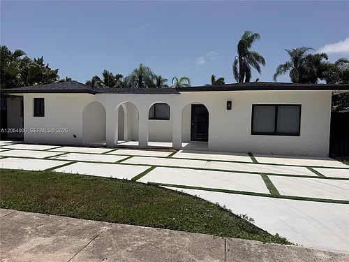 9320 SW 167th St Photo 1