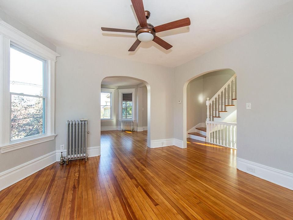 1st image of 12 Almira St #2
