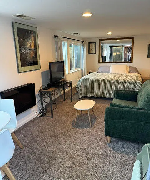 27 Graceland Dr #B — Photo 11