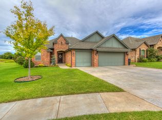 1701 SE 18th St, Moore, OK 73160