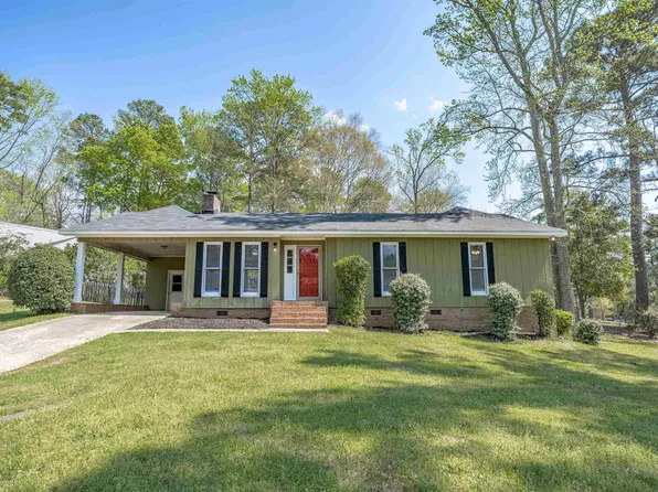 712 N Royal Tower Dr, Irmo, SC 29063