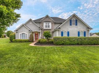 7906 Avanti Dr, Waxhaw, NC 28173