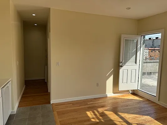 Rented by Oxford Property Group | media 6