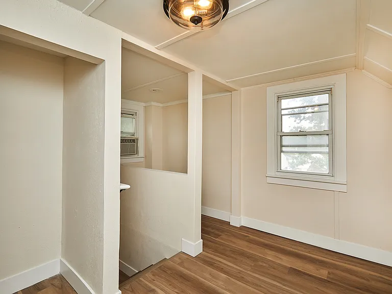 2416 E 38th Ct — Photo 10