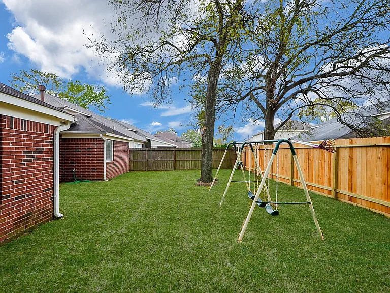 14410 Pelican Marsh Dr — Photo 36