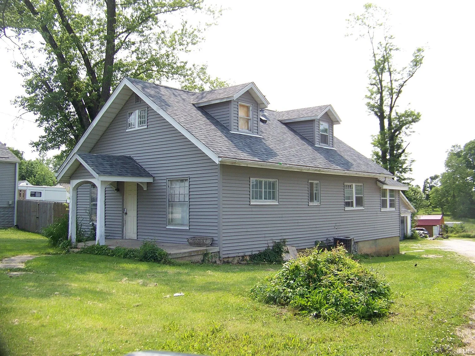 619 N Gospel St photo 1