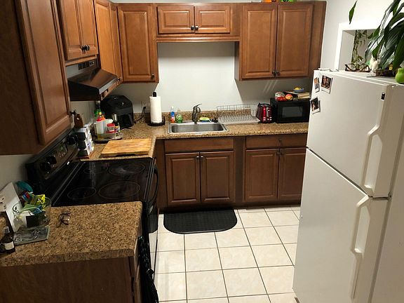 5th image of 2506 W Stroud Ave APT 205