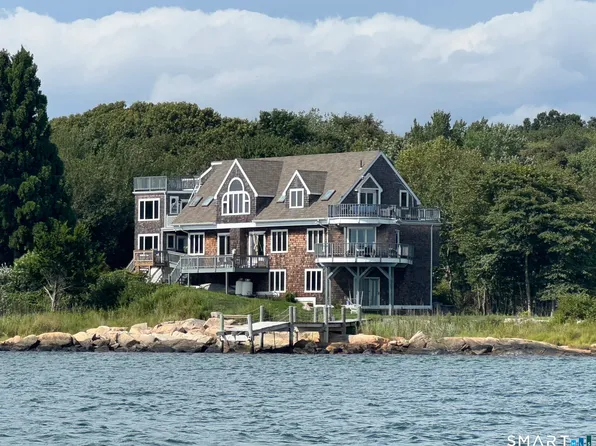 54 Shore Rd, Waterford, CT 06385