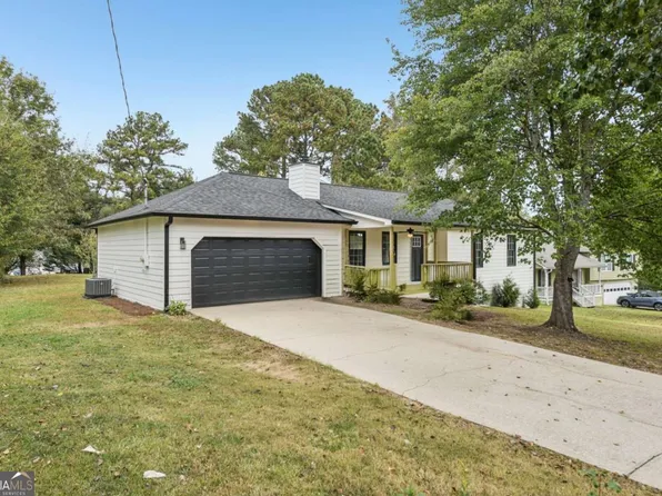 1506 Jamestown Dr, Auburn, GA 30011