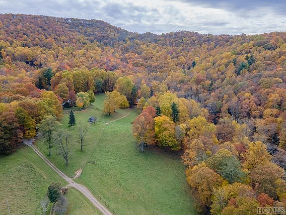 4th image of 349 Little Ellijay Circle