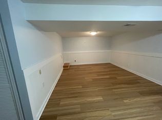5718 Barrymore Rd, Centreville, VA 20120