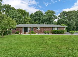 3 Baron Ct, Florissant, MO 63034