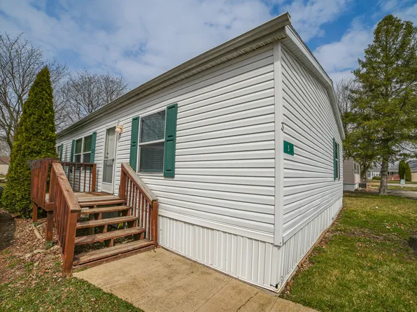 3 Maple Ln, Manteno, IL 60950