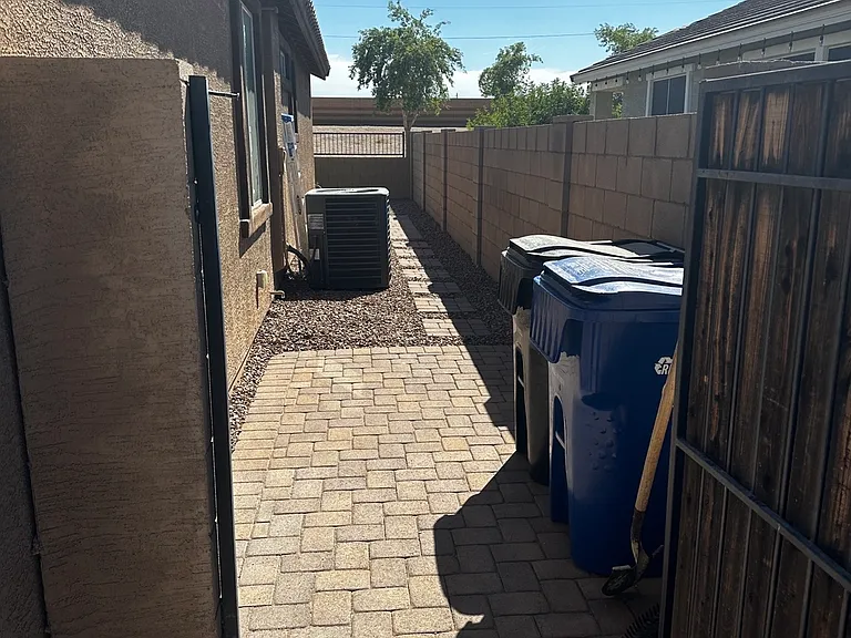 3349 E Russell St — Photo 11