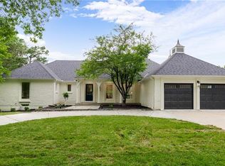 9108 Roe Ave, Prairie Village, KS 66207