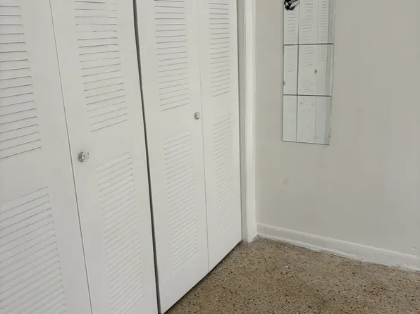 529 SW 6th St APT 1, Miami, FL 33130