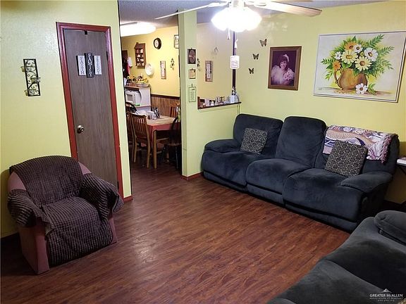 4th image of 1920 Heron Ave