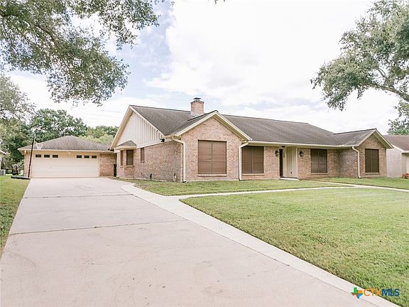 2nd image of 108 Woodglenn Dr