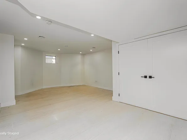 1753 East 21st Street image 44 of 49