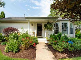 8088 E Quiet Harbor Dr, Syracuse, IN