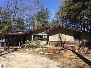 8594 Deadstream Rd, Honor, MI 49640