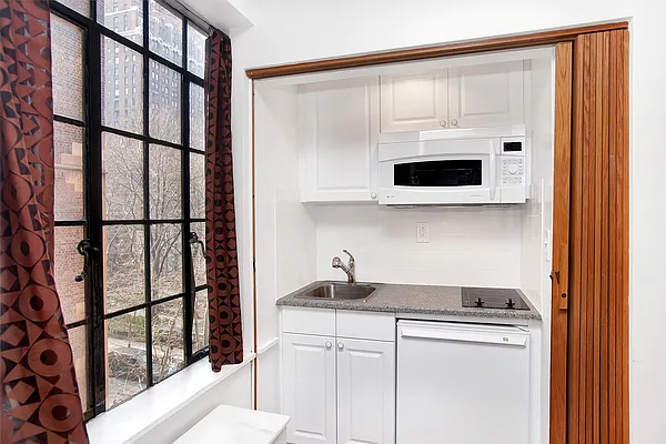 Sold by Douglas Elliman | media 4