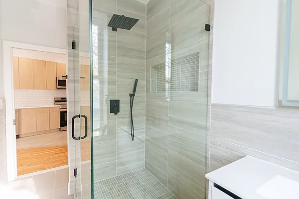 Rented by HighRiseNY | media 22