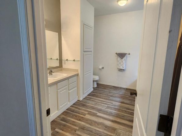 (undisclosed Address)