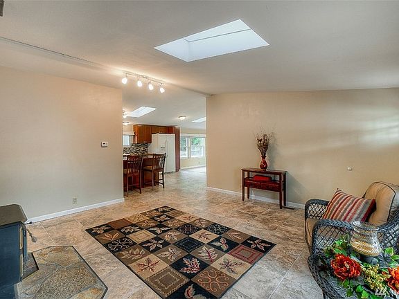 5th image of 20415 93rd Avenue Ct E #3