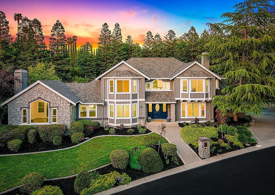 1st image of 968 Gray Fox Cir