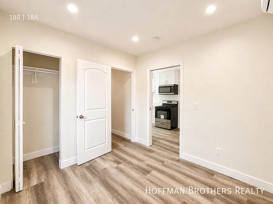 418 N Sierra Bonita Ave #3/4