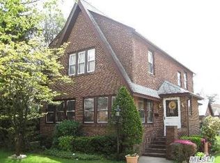 24 Abrams Pl, Lynbrook, NY 11563