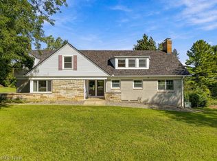 6955 Oakes Rd, Brecksville, OH 44141