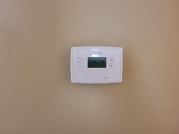 3rd image of 1562 W 22nd St