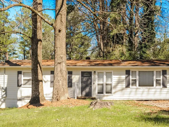 1233 Carolyn St, Marietta, GA 30062