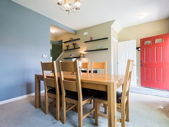 3rd image of 8808 Kelly Ln