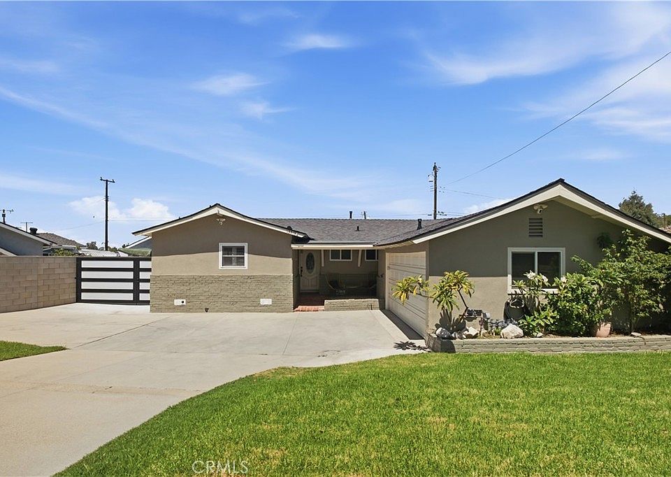 1st image of 13513 De Alcala Dr