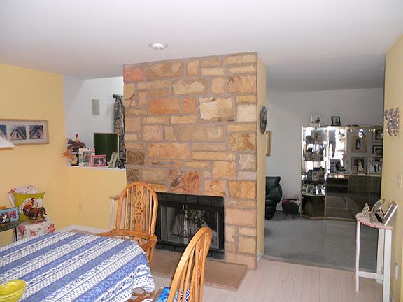 3rd image of 19 Dockery Dr